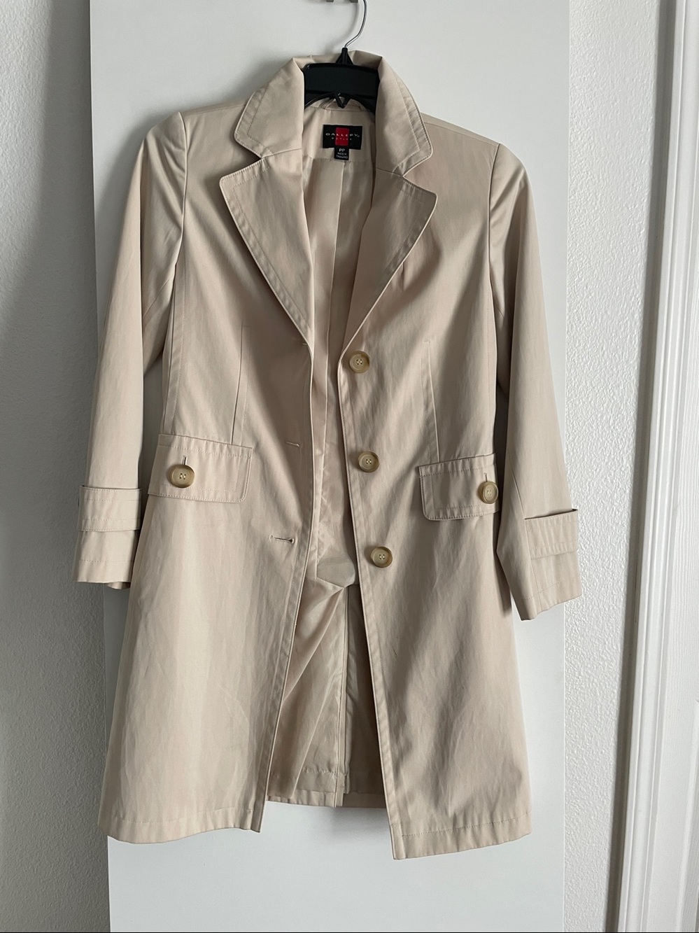 Gallery Trench Coat Stone-Tan Lined Single Breasted Classic Fit